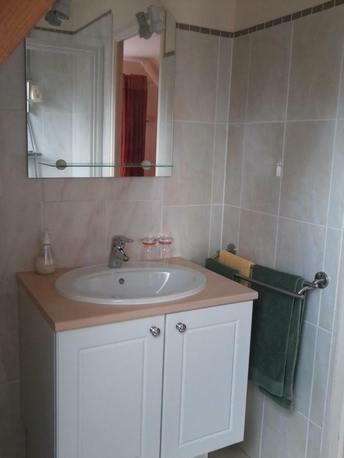 La Roche Bed & Breakfast Saint-Etienne-en-Cogles Luaran gambar