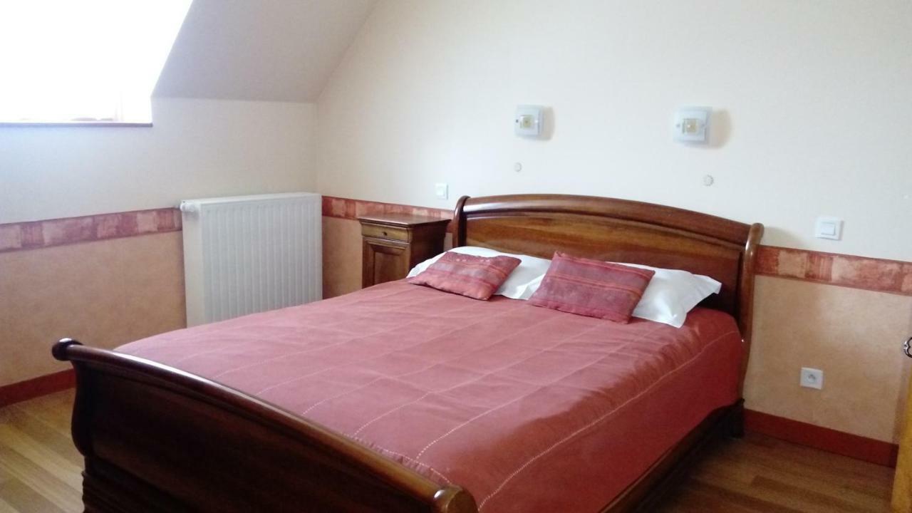 La Roche Bed & Breakfast Saint-Etienne-en-Cogles Luaran gambar