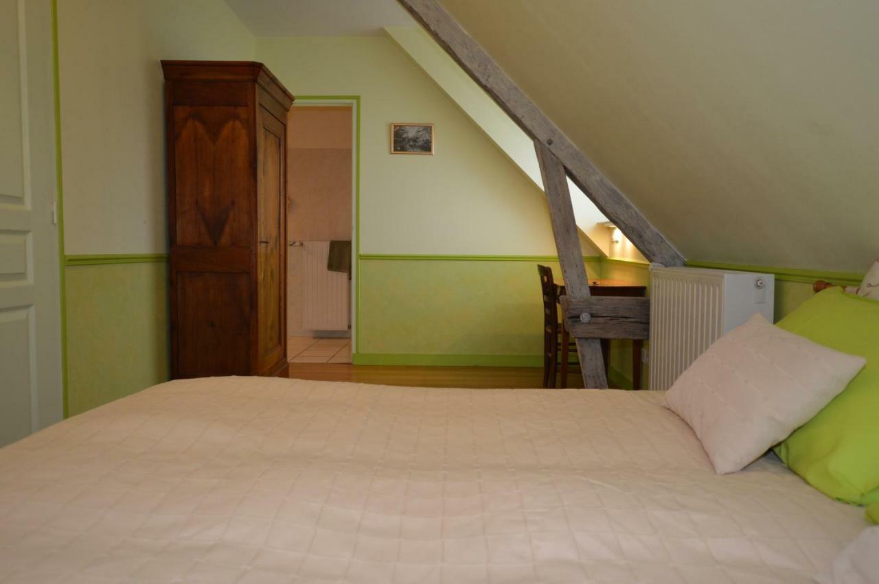 La Roche Bed & Breakfast Saint-Etienne-en-Cogles Luaran gambar
